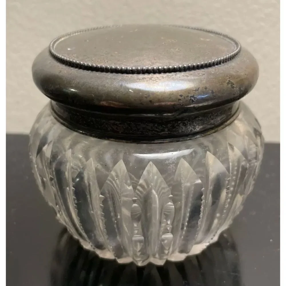 ANT English Sterling Top Cut Out Crystal Powder Jar